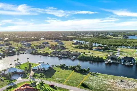 4222 NW 21st St, Cape Coral, FL 33993
