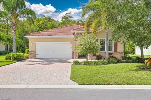 3149 Apple Blossom Dr, Alva, FL 33920