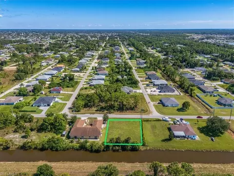 2710 Martin Ave S, Lehigh Acres, FL 33973