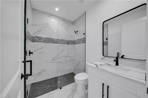 Bath - 2224 Della Dr, Naples, FL 34117 photo 1 of 2