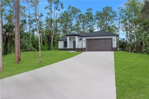 Exterior - 2224 Della Dr, Naples, FL 34117 photo 3 of 3