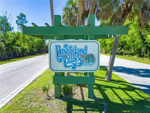 4460 Turtle Trail Ln, Saint James City, FL 33956
