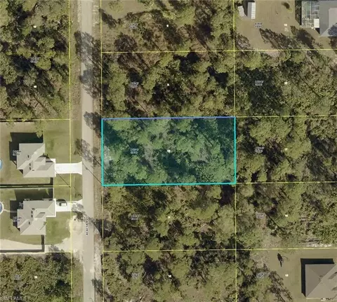 1106 Acacia Ave, Lehigh Acres, FL 33972