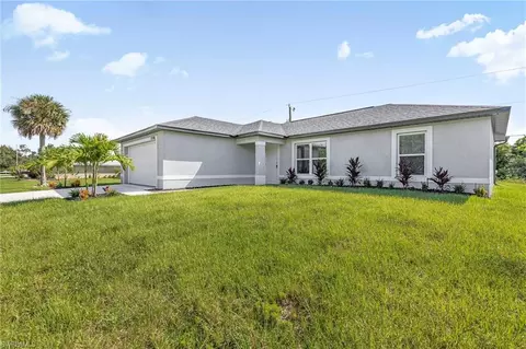 1617 NE 7th Ave, Cape Coral, FL 33909
