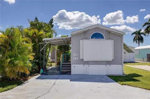 11083 Sunburst Ln, Fort Myers, FL 33908