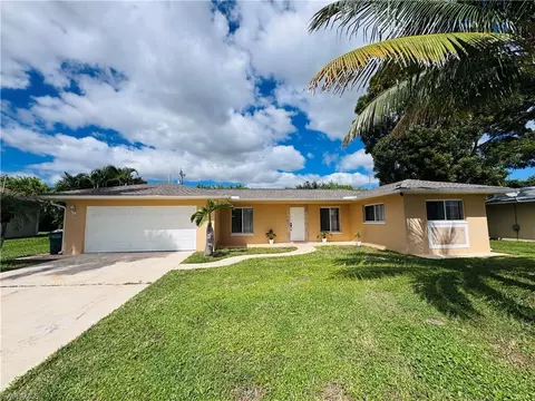 141 SW 48th Ter, Cape Coral, FL 33914