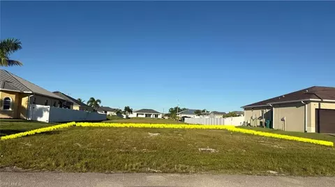 1008 NW 33rd Ave, Cape Coral, FL 33993
