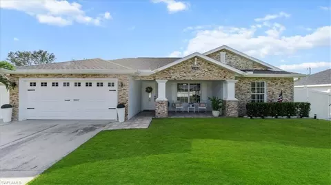 1306 NE 6th Pl, Cape Coral, FL 33909