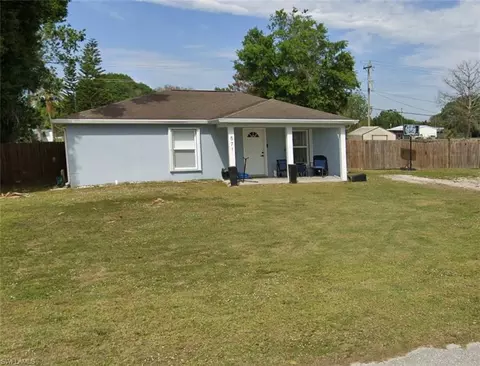 571 Avenue H, Moore Haven, FL 33471