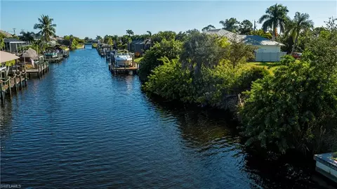 2625 SW 28th Ter, Cape Coral, FL 33914
