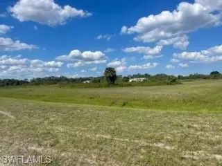 307 S Nancy Ln, Labelle, FL 33935 photo 2