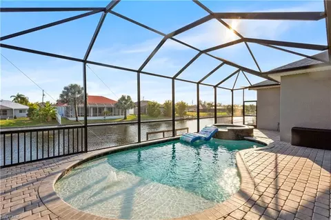 928 SW 36th Ter, Cape Coral, FL 33914