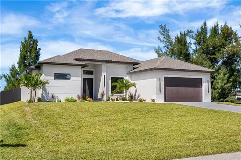 2224 NW 42nd Pl, Cape Coral, FL 33993
