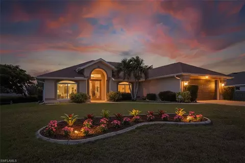 624 NE 2nd Pl, Cape Coral, FL 33909