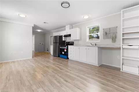 5911 Eastling Dr, Bokeelia, FL 33922