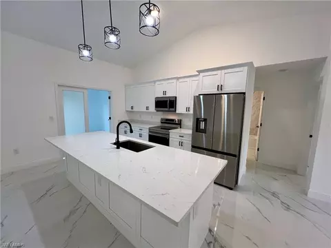 1202 Canton Ave, Lehigh Acres, FL 33972