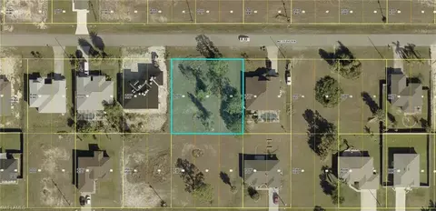 2226 NE 35th Ter, Cape Coral, FL 33909