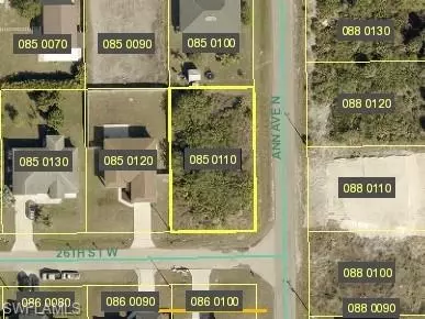 2500 26th St W, Lehigh Acres, FL 33971