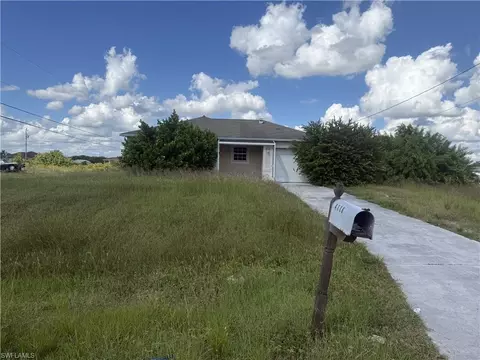 4118 33rd St SW, Lehigh Acres, FL 33976