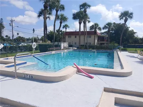 198 Joel Blvd #3, Lehigh Acres, FL 33936