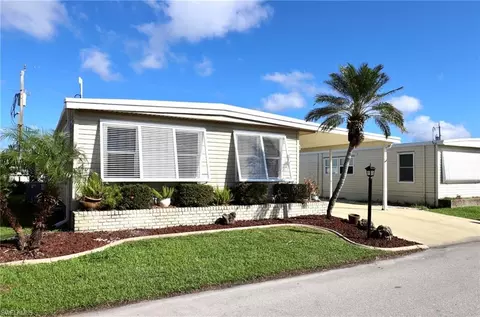 5509 Colonial Rd, North Fort Myers, FL 33917
