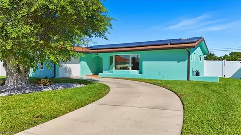 233 SE 47th St, Cape Coral, FL 33904
