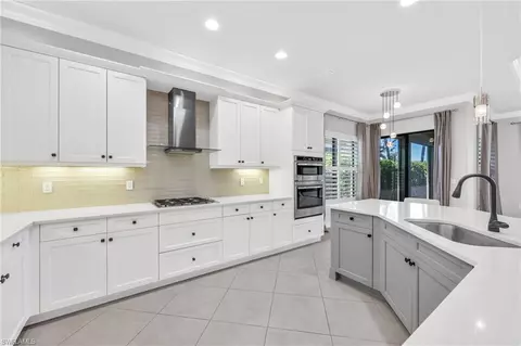4085 Nova Ln, Naples, FL 34119 photo 12