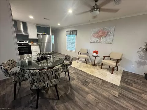Dining - 1603 Horseshoe Loop, Moore Haven, FL 33471 photo 2 of 3