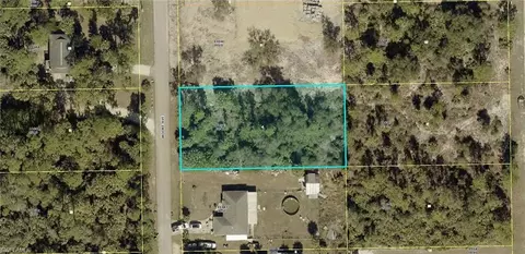 2316 Moore Ave, Alva, FL 33920