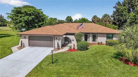 19903 Lake Vista Cir N, Lehigh Acres, FL 33936