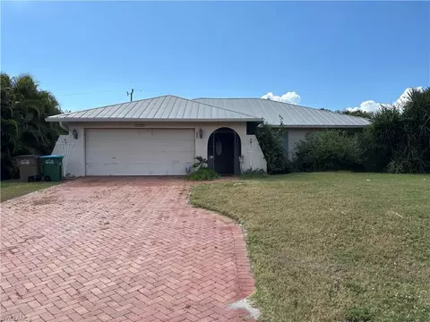 2102 SW 49th St, Cape Coral, FL 33914