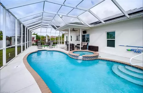 5137 Benton Ct, Lehigh Acres, FL 33971