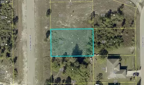707 Eisenhower Blvd, Lehigh Acres, FL 33974