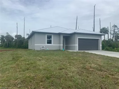 8031 Melody Cir, Labelle, FL 33935