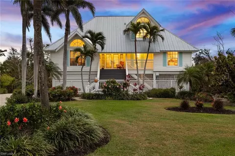 203 Daniel Dr, Sanibel, FL 33957