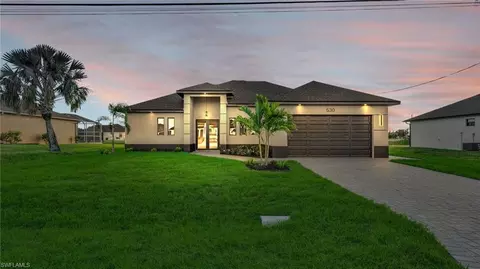 530 NE 5th Ct, Cape Coral, FL 33909