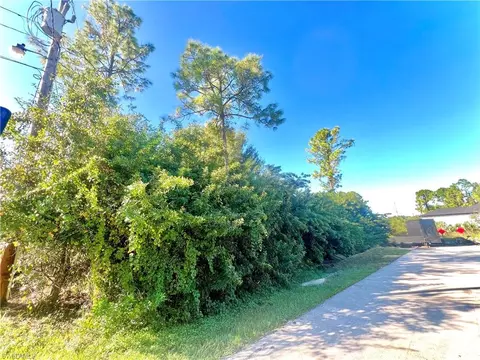 3019 19th St W, Lehigh Acres, FL 33971