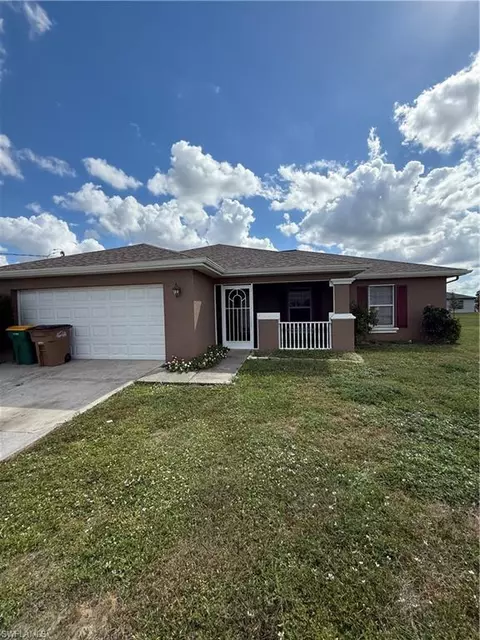 1006 NW 23rd St, Cape Coral, FL 33993