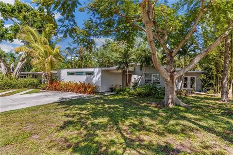 1239 Morningside Dr, Fort Myers, FL 33901