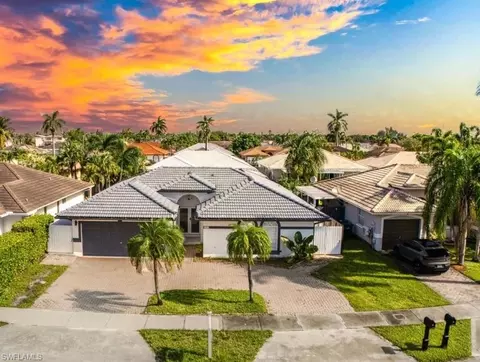 14859 SW 177th Ter, Miami, FL 33187