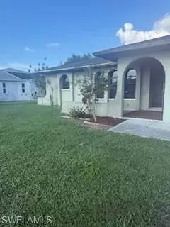 109 NE 20th Ct, Cape Coral, FL 33909