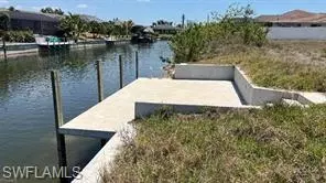 1221 SW 3rd Ave, Cape Coral, FL 33991