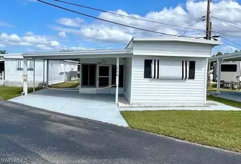 5558 Palm Beach Blvd #256, Fort Myers, FL 33905