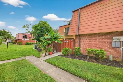 1544 Park Meadows Dr #4, Fort Myers, FL 33907