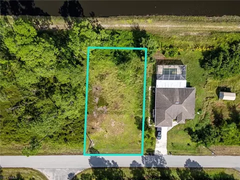 1111 Antonio St E, Lehigh Acres, FL 33974