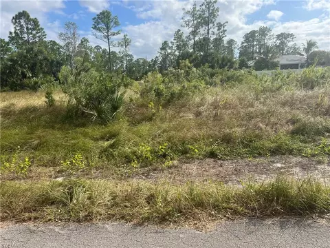 716 Chambers St E, Lehigh Acres, FL 33974