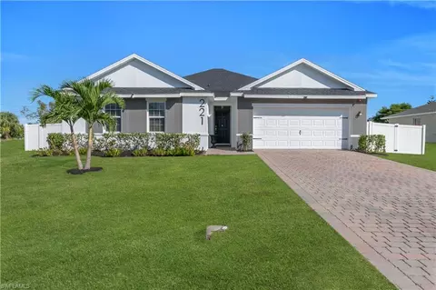 221 SW 21st Ter, Cape Coral, FL 33991