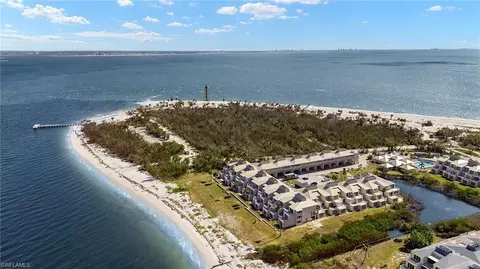 200 Periwinkle Way #319, Sanibel, FL 33957