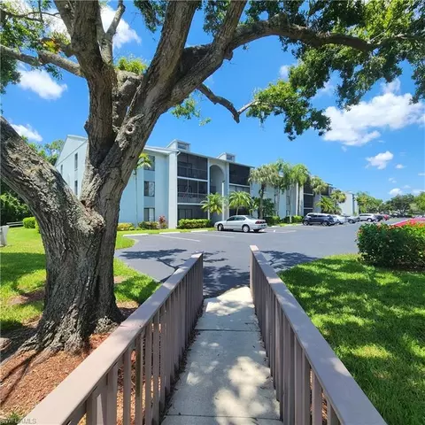 9650 Green Cypress Ln #23-G3, Fort Myers, FL 33905