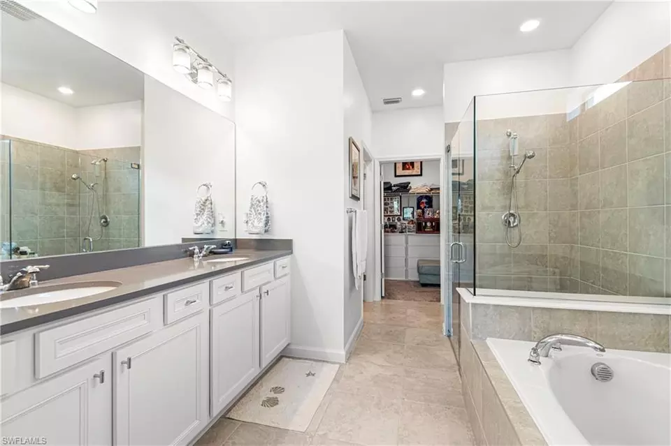 Bath - 3705 Passion Vine Dr, Alva, FL 33920 photo 2 of 4